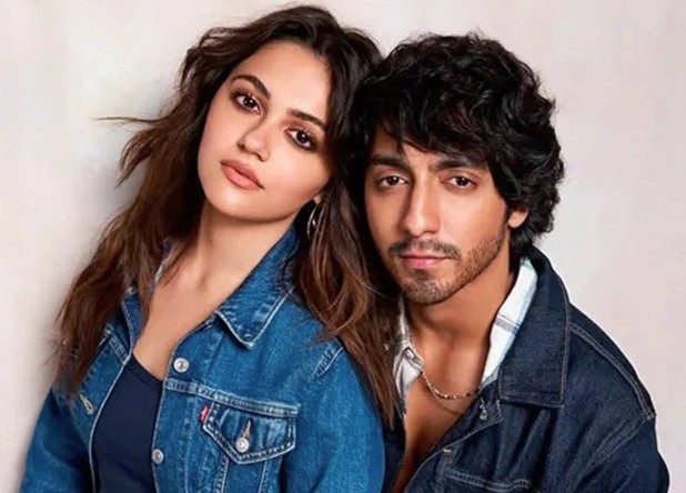 Ahaan Panday and Aneet Padda's Award Show PDA Fuels Romance Rumours Despite Denial